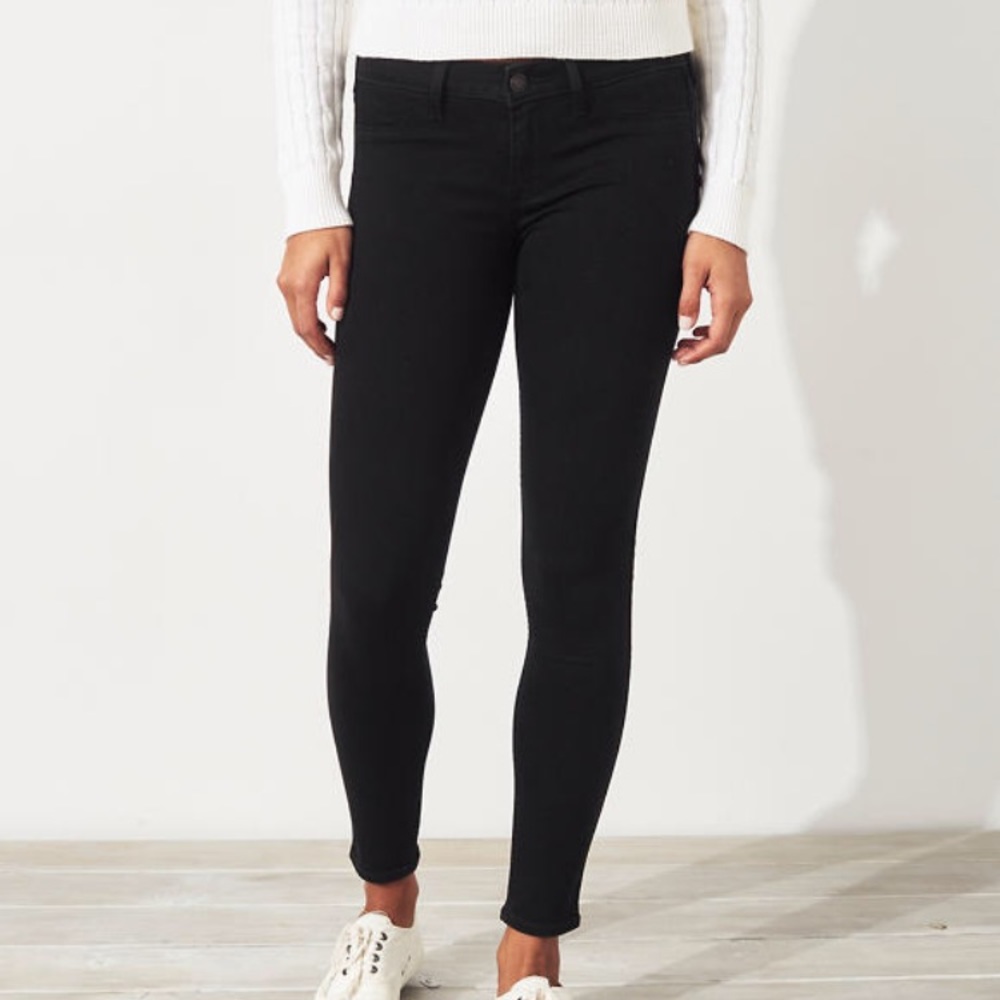 Black hollister jeggings